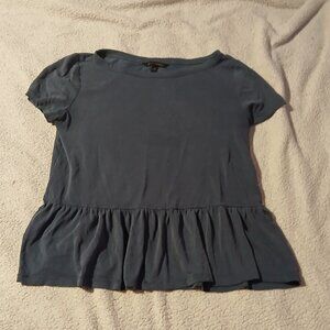 Banana Republic Women's Short Sleeve Ruffled Hem Slate Gray Top SZ XS GUC